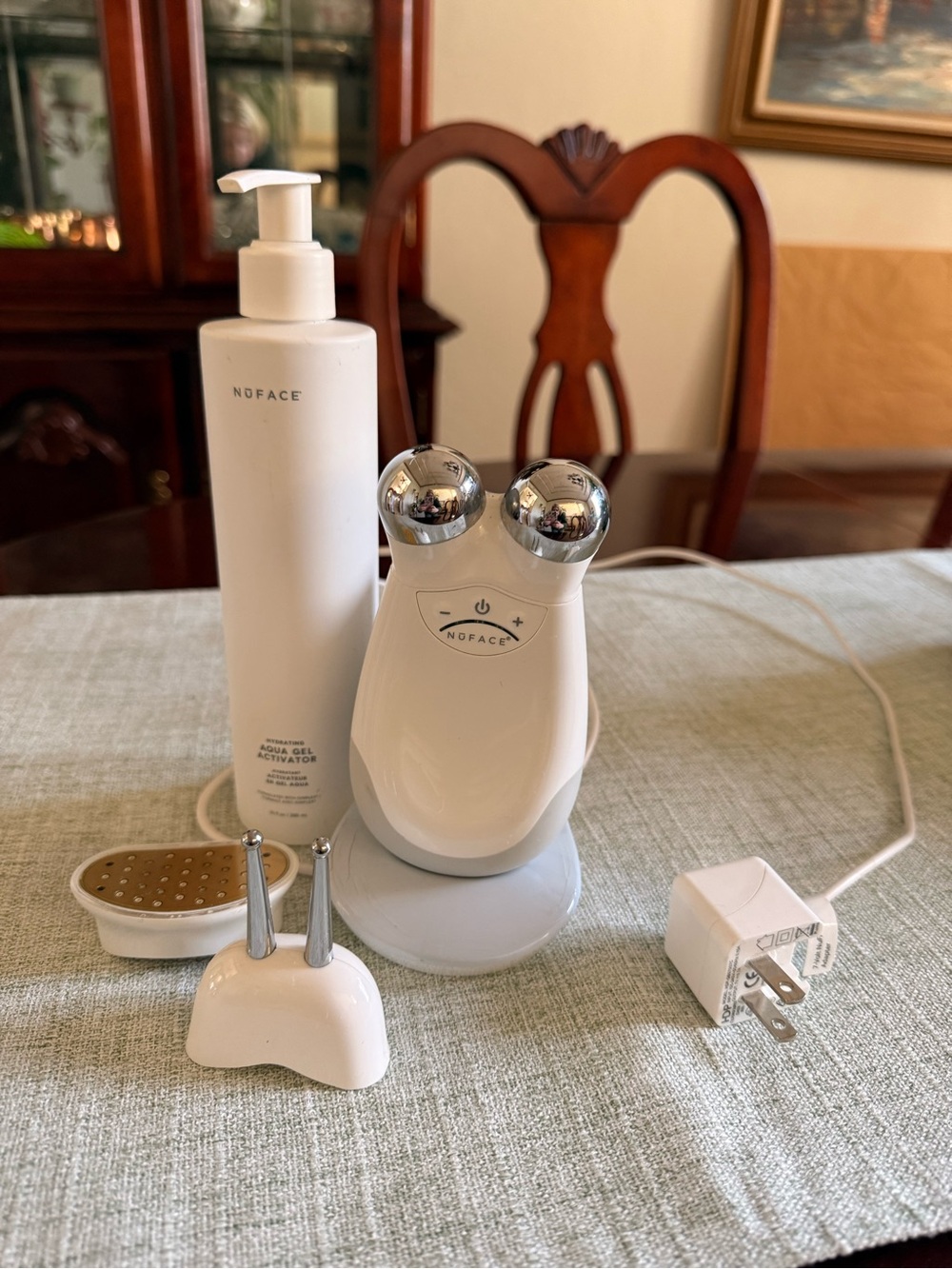 NuFace Home Microcurrent Facial Toning System in White and Silver